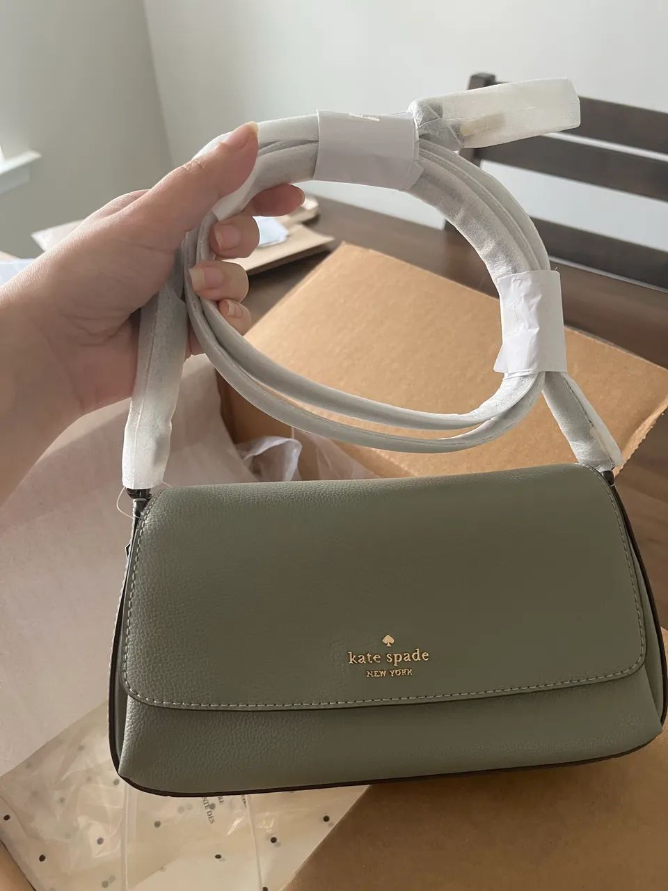 Bolsa de Couro Kate Spade Sutton Mini Dusky Pine (NOVA e ORIGINAL)