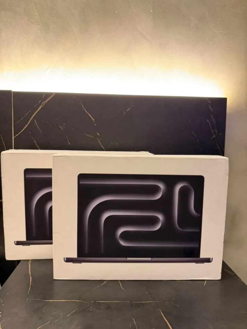 MacBook Pro M5 - LACRADO