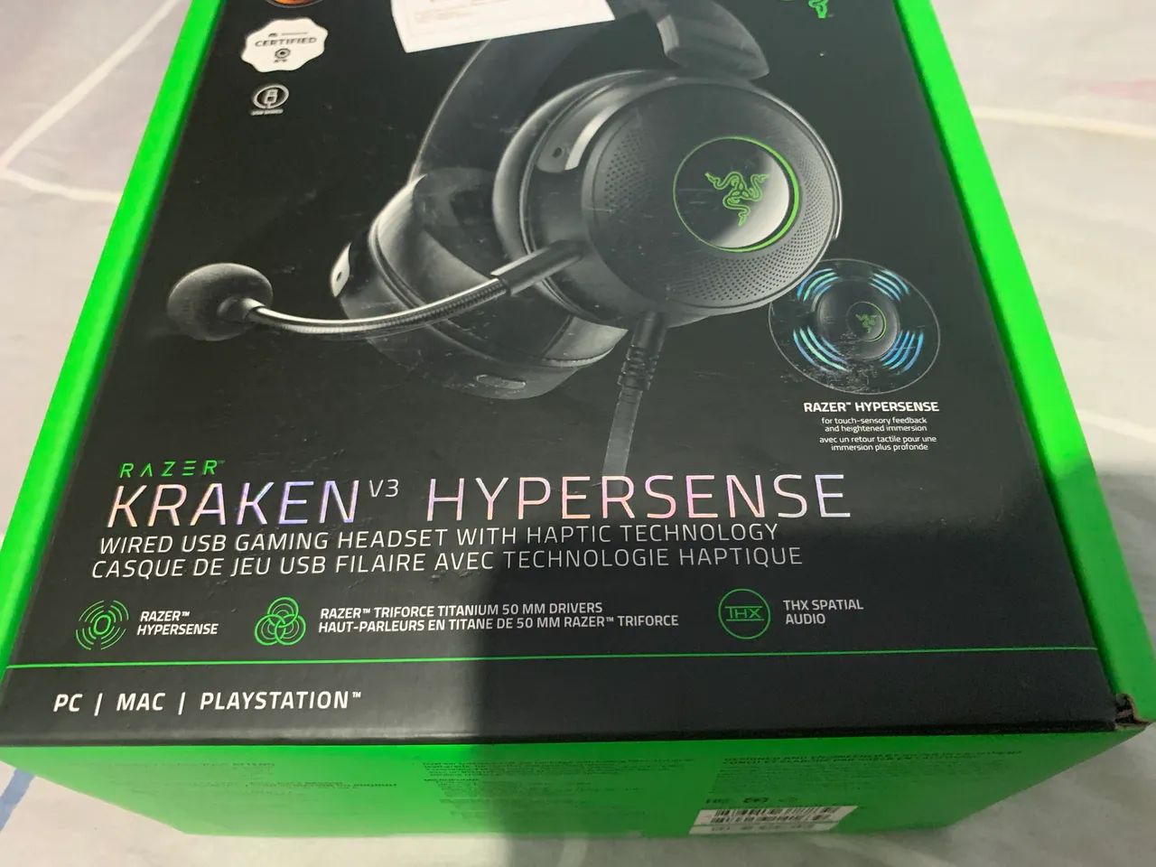 Headset Gamer Razer Kraken V3 Hypersense Novo na Caixa - Foto 2