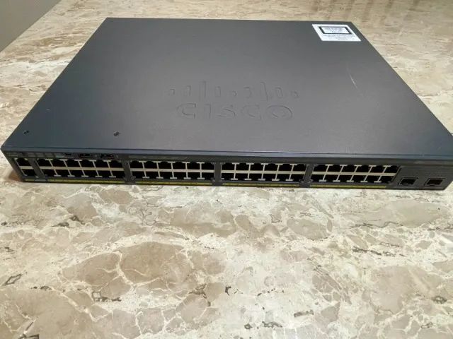 Switch Catalyst C2960x-48FPD-LB