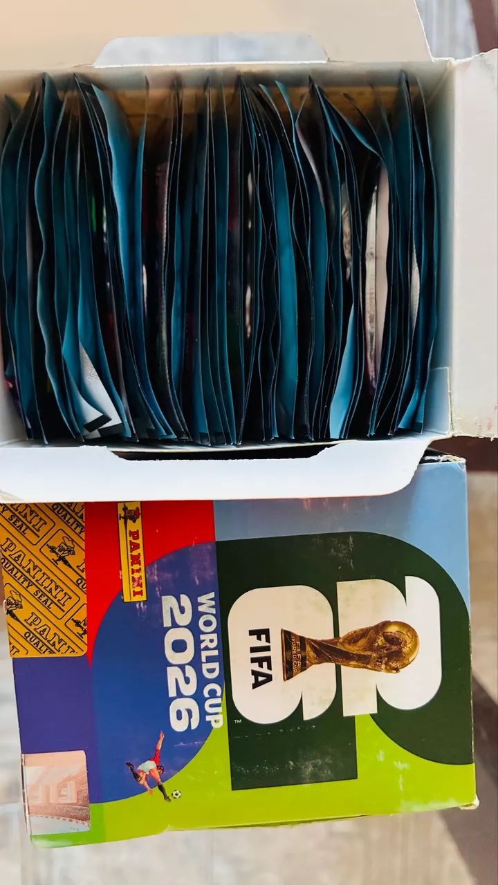 Pacote de figurinhas falsas da copa 2026 China.