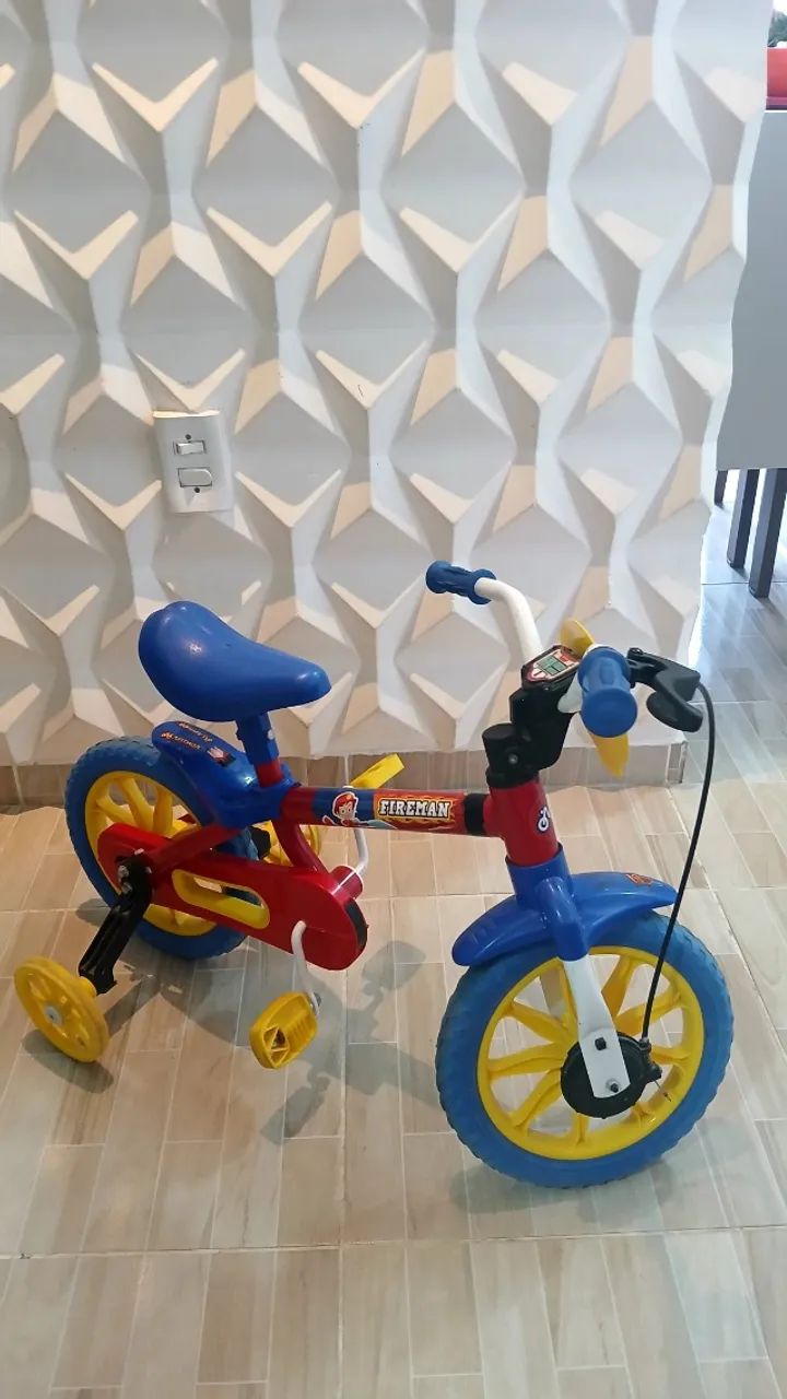 Bicicleta infantil Fireman Aro 12 - Foto 4