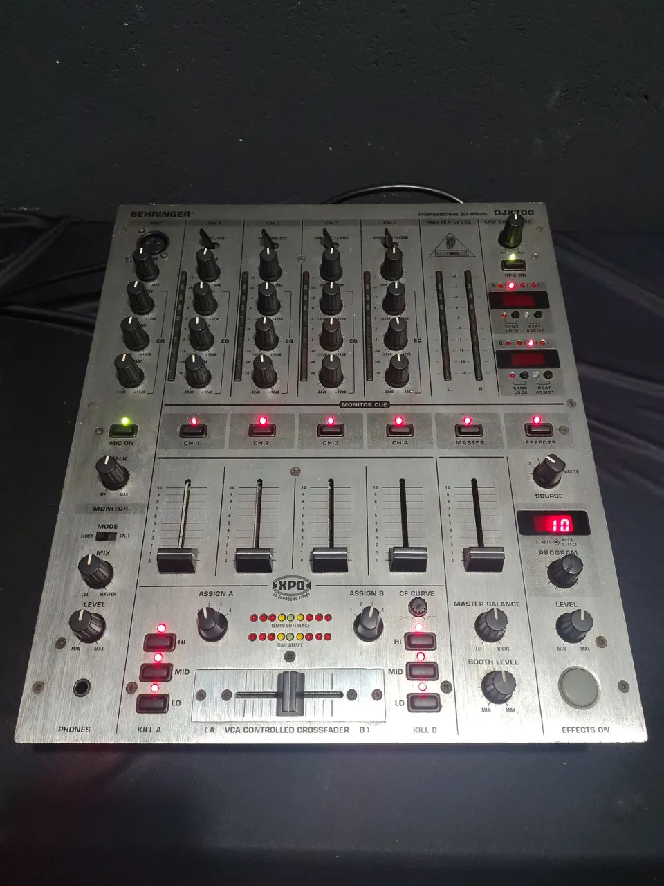 Mixer Behringer DJX700 Profissional - Funcionando Perfeitamente