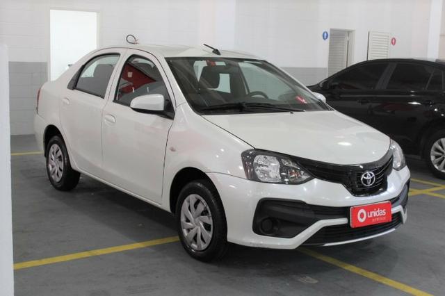 Toyota Etios - Foto 2