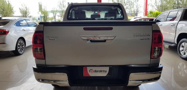 Toyota Hilux Cd Srx 2.8 Turbo 4x4 2017 - Foto 8