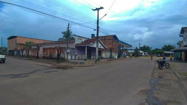 Vendo Casa com Ponto comercial - Foto 2