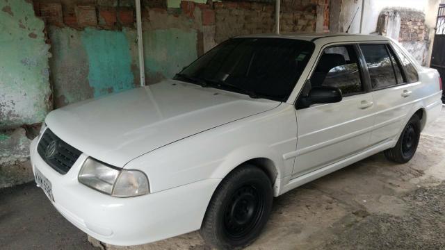 Santana 2.0 2001 ar direção vidro elétrico