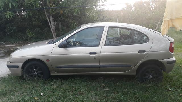 Renault Megane Hatch RT ano 2000 - Foto 3