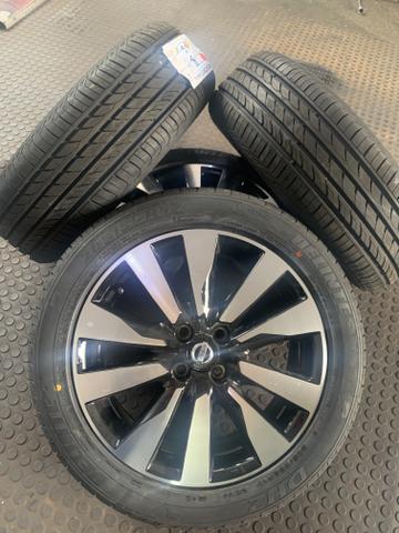 Roda original nissan Kicks aro 17 com pneu