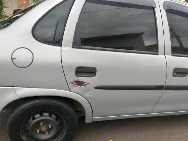Carro Corsa Classic 2004 - Foto 9