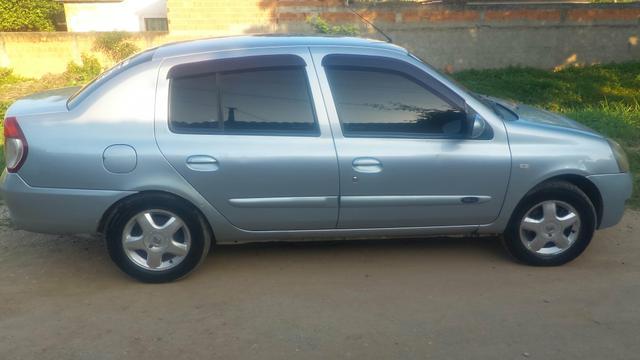 Renault Clio ano 2006