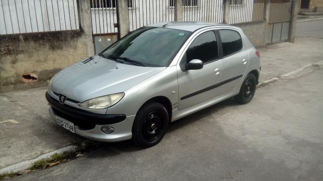 Peugeot 206 1.4 completo c/ GNV - Pouco rodado e em ótimo estado (2006/2007) - Foto 4