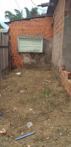 Troco uma casa no Canaã três quartos um sala e conhzinha - Foto 6