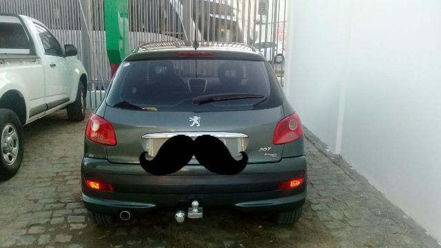 Carro Peugeot