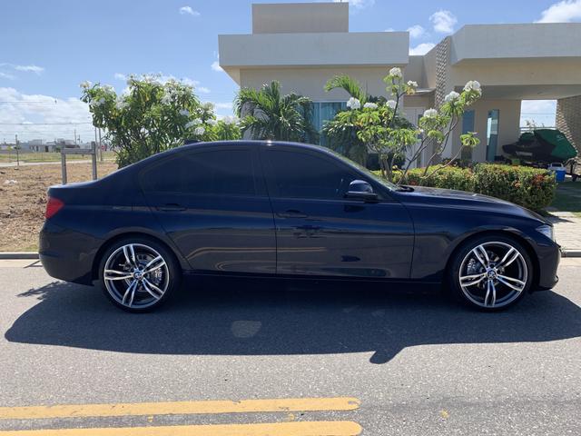 BMW 320i - Foto 18