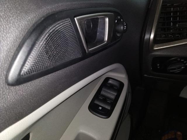 Ford Ecoespot Titanium 2.0 - Foto 8