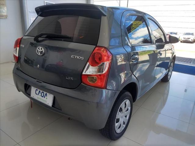 Toyota Etios 1.3 x 16v - Foto 5