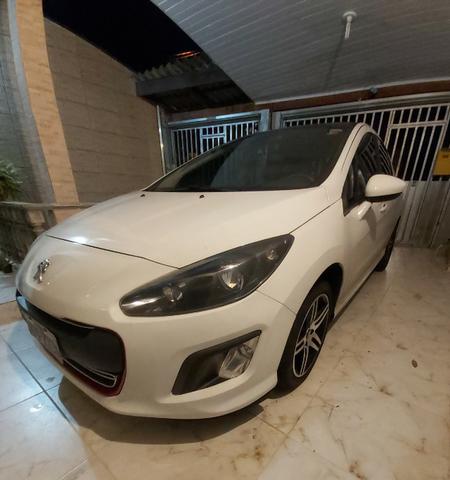 Peugeot 308 Allure 2.0 - Teto e Bancos em couro