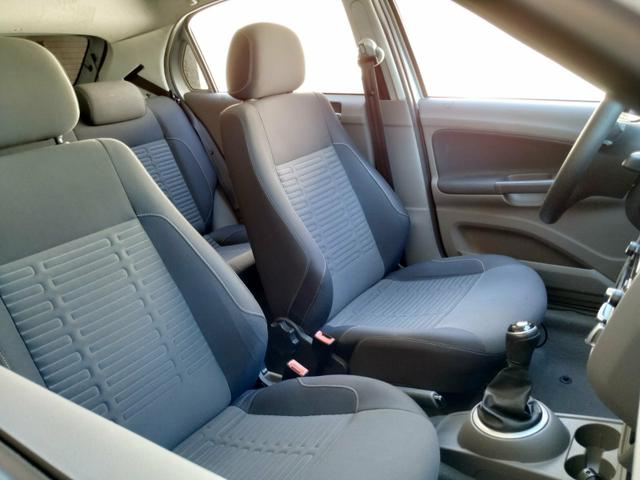 Top de Linha Gol 1.6 2015 + completo + revisado + sensor de estacionamento - Foto 9
