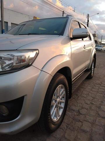 Hilux Sw4 2014 SRV 07 lugares - Foto 9