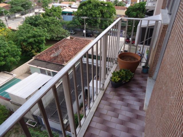 Ótimo apto com 2 quartos e 2 varandas! - Foto 5