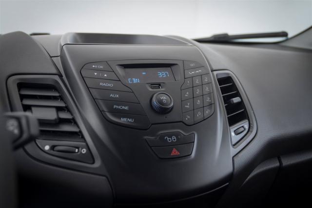 Ford Fiesta 2014 1.5 S Flex 4P Prata Completo - Foto 8
