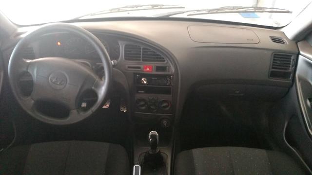 Hyunday - Elantra Gls 2.0 2001 - Foto 8