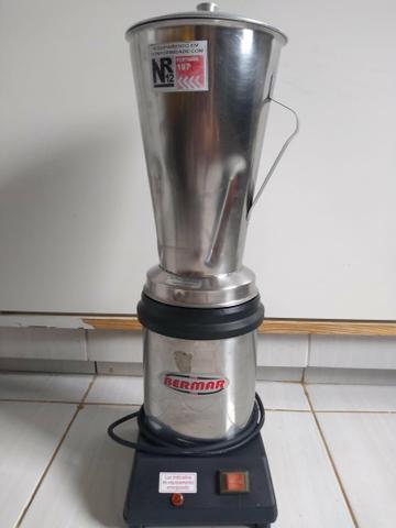 Excelente freezer e liquidificador industrial - Foto 2