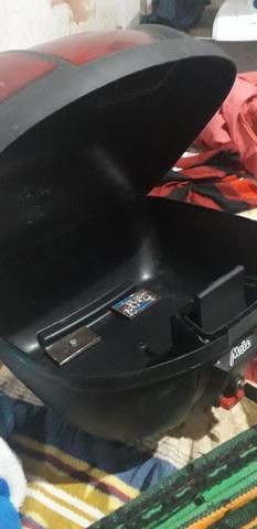 Vendo baú para moto 30L, e bagageiro de Pop 100. todos muito bem conservados! - Foto 4
