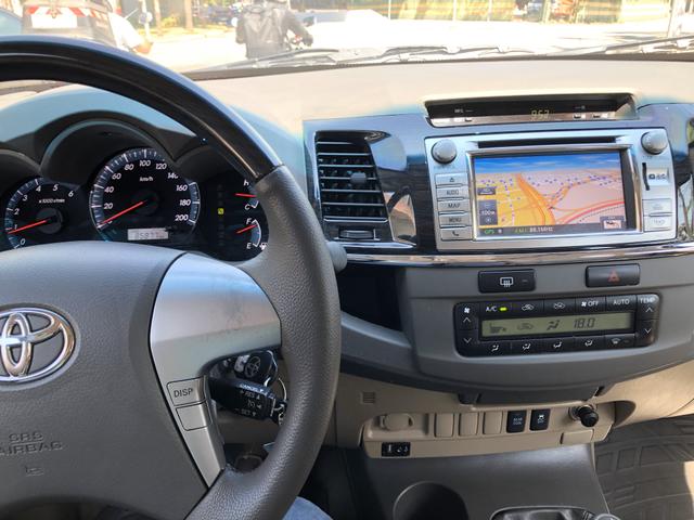 Hilux SW4 Diesel 4x4 Blindado 7 lugares - Foto 5