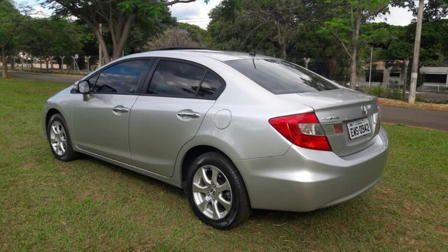 Honda Civic EXS Automatico Top de Linha + Teto Solar 2012 - Foto 4