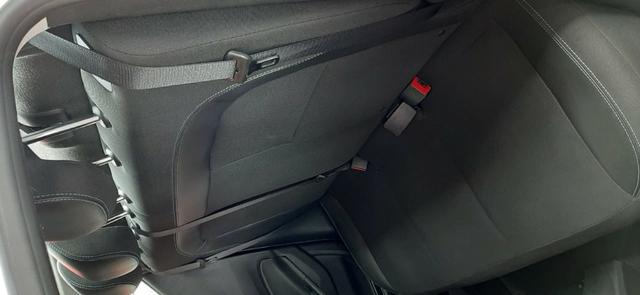 Prisma Lt 1.4 2019 Prata 30mil kms - Financia sem entrada - aceita carro na troca - Foto 8