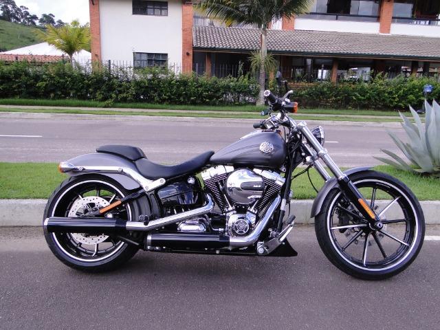 Harley Davidson Softail Breakout - Foto 4