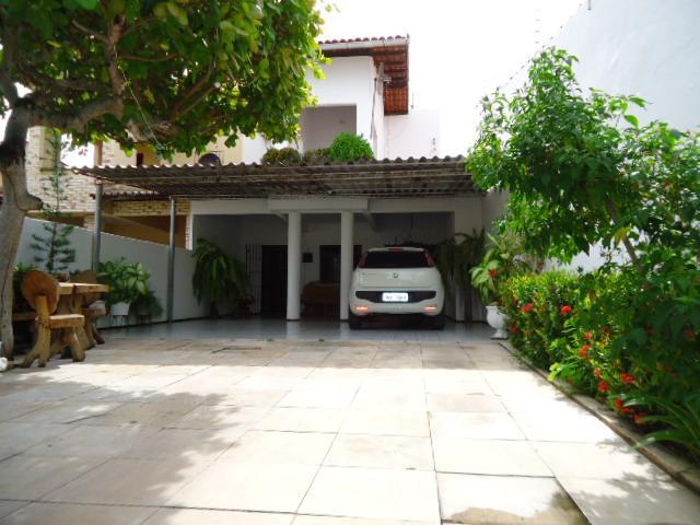 Casa residencial à venda, Engenheiro Luciano Cavalcante, Fortaleza - CA0303.