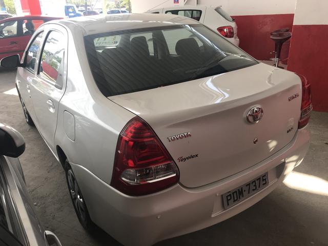 Etios x 1.5 2016 Sedan Completo - Foto 4