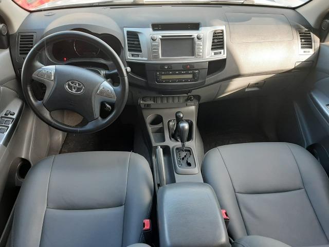 Toyota Hilux c.dupla 3.0 4x4 srv diesel automatica - Foto 5