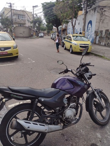 MOTO YAMAHA 2012/ 2013