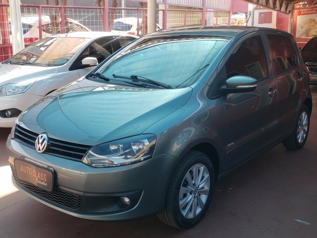 VOLKSWAGEN FOX 2012 1.0 MI TREND 8V FLEX 4P MANUAL