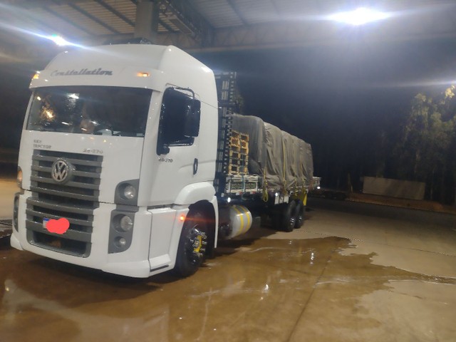 VENDO CAMINHÃO TOP