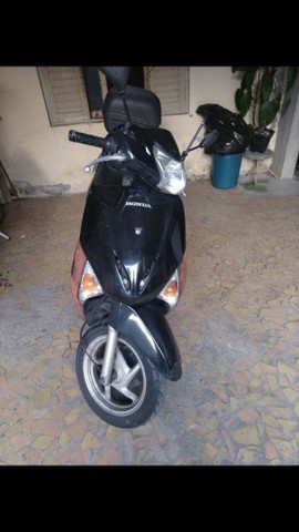 MOTO HONDA LEAD 2011