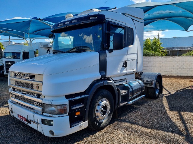 SCANIA T124 420 4X2 2001  UNICO DONO 