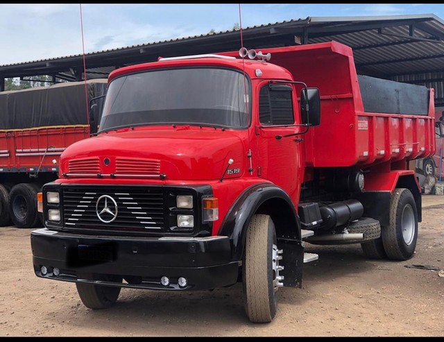CAMINHÃO 1519. ANO 1980. PARCELO
