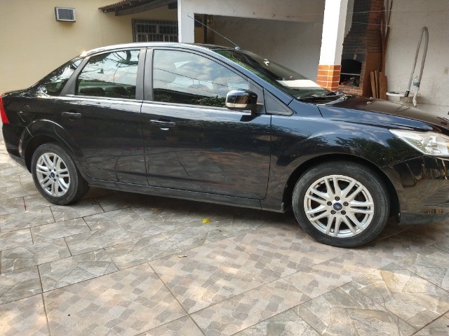 FOCUS SEDAN 2011