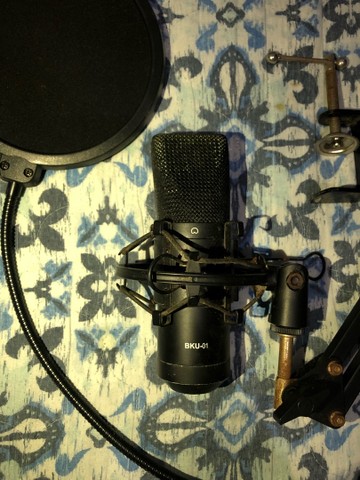 Microfone de studio Arcano BKU-01