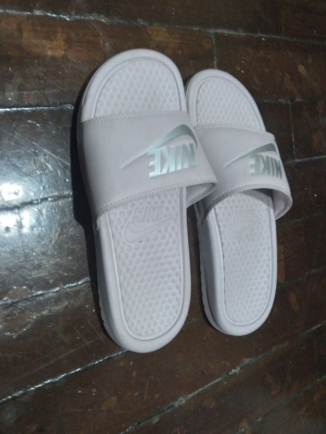 chinelo nike 36