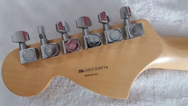 Guitarra Fender Stratocaster Americana - Foto 6