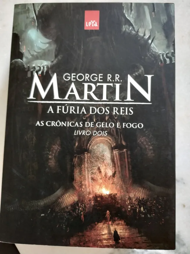 LIVRO "GEORGE R.R. MARTIN - LIVRO DOIS