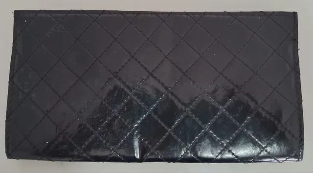Bolsa de mão em couro cor preta