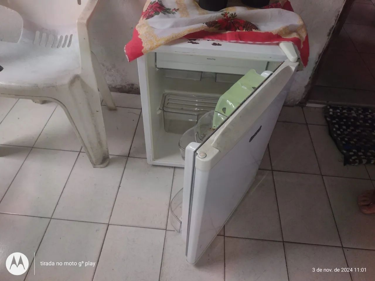 Frigobar 67 litros da Consul branco saindo por 600