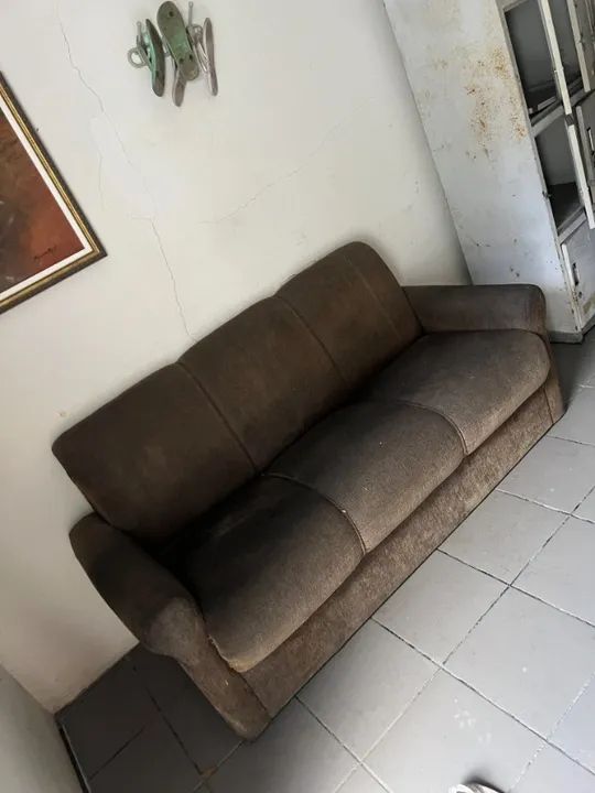 Sofa de 3 lugares Marrom  - Foto 2